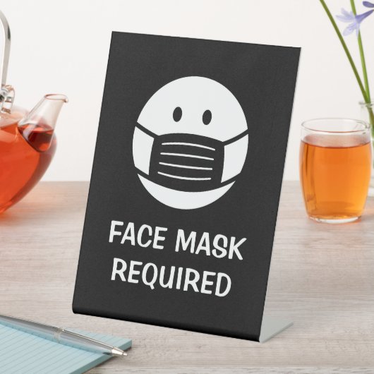 Masque facial, panneau de vente au détail requis p (In SItu)