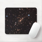 Massive Galaxy Cluster Macs J2129-0741 Muismat (Met muis)