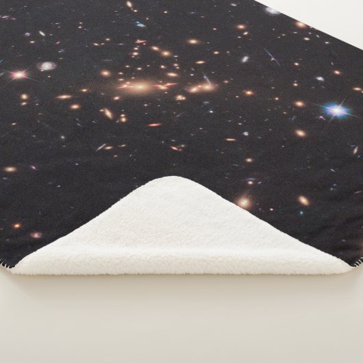 Massive Galaxy Cluster Macs J2129-0741 Sherpa Deken (3/4)