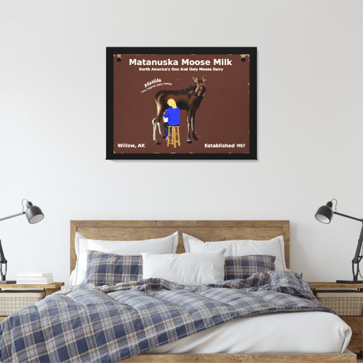 Matanuska Moose Milk Canvas Afdruk (Insitu (Slaapkamer))