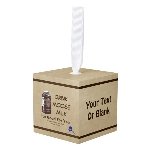 Matanuska Moose Milk Kubus Ornament (Voorkant hoekig)