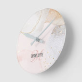 Matig lichtroze abstracte monogram ronde klok (Hoek)