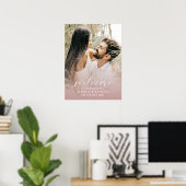 Matig script foto Blush Pink Wedding Sign Poster (Thuiskantoor)