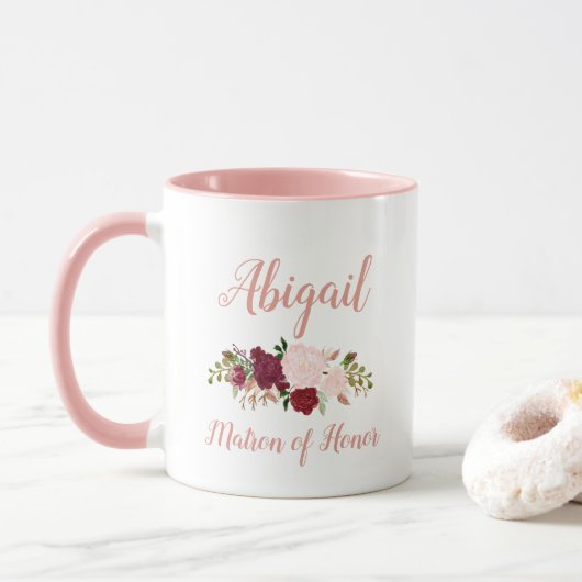 Matron of Honor Pink Marsala Floral Wedding Mok (Met donut)
