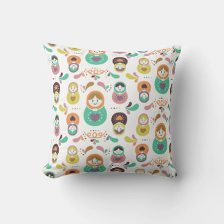 Matryoshka Harmony – Russisch nestpoppenpatroon Kussen