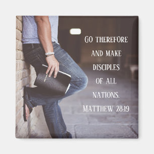 Matthew 28:19. Maak een onderscheid tussen alle na Magneet