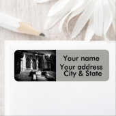 Mausoleum op een heuvel etiket (Insitu)