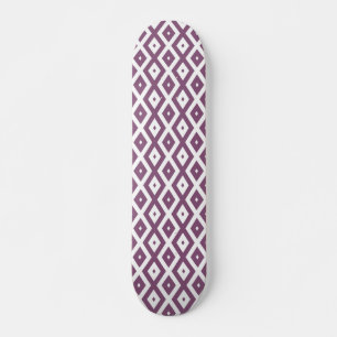Mauve en witte ruitvormig patroon skateboard