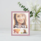 Mauve et Gold 3 Photo Graduation Party Invitation (Debout devant)