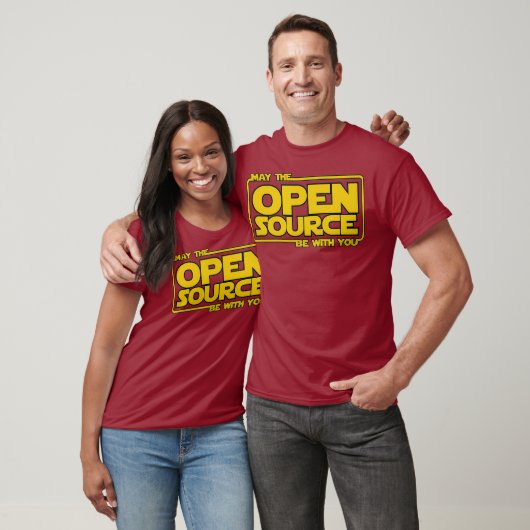 May Open Source Programming grappige devos linux T-shirt (Unisex)