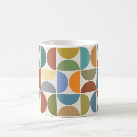 MCM Halfcirkels Patroonkleur op Crème Koffiemok (Center)