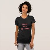 Me trouver @ .Com T-Shirt (Devant entier)