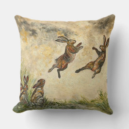 Meadow Matchup Playful Hares in a Meadow  Kussen