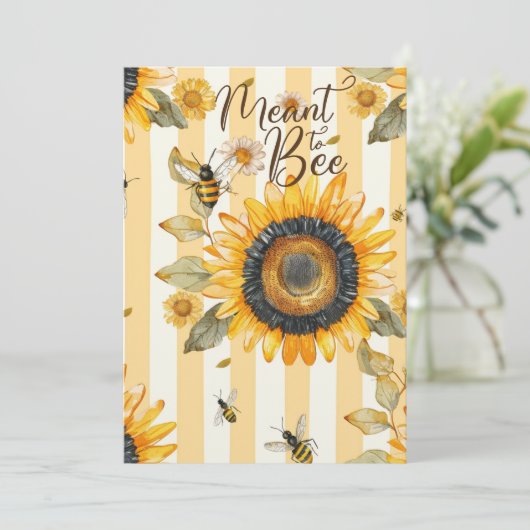 Meant to Bee Rustic Wedding Invitation (Debout devant)