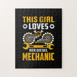 MechanicDit meisje houdt van haar mechanisch Legpuzzel