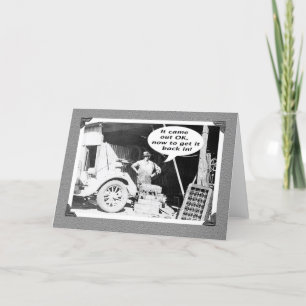 Mechanische werkplaats, , oude auto en monteur kaart