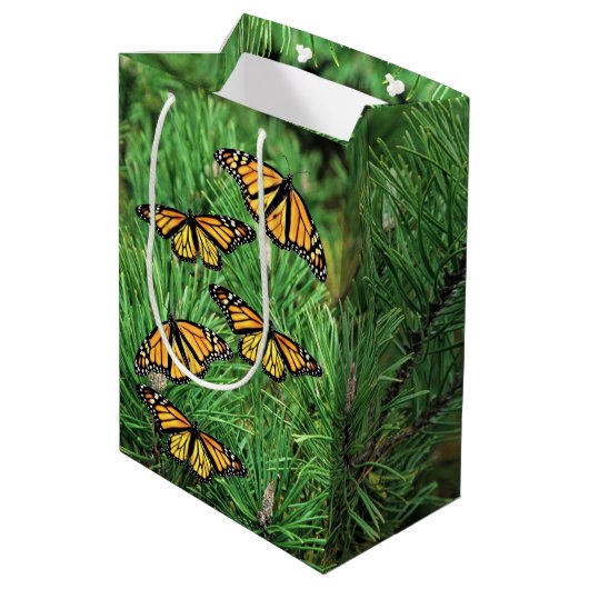Med Gift Bag Monarch op dennenhout Medium Cadeauzakje (Achterkant Gekanteld)