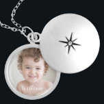 Médaillon Avec Fermoir Beau garçon Photo Anniversaire Cadeau de Noël<br><div class="desc">Beau garçon Photo Anniversaire Noël Cadeau Collier Cadeau Enfants CH</div>