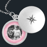 Médaillon Avec Fermoir Cadre rose fantaisie Photo personnalisée<br><div class="desc">Design élégant et simple de cadre photo.</div>