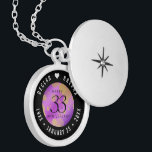 Médaillon Avec Fermoir Élégant 33e anniversaire du Mariage Améthyste<br><div class="desc">Célébrez le 33ème anniversaire du mariage avec cet élégant emplacement! Un élégant lettrage noir et blanc avec des confettis hexagonés dorés sur un améthyste arrière - plan violet ajoute une touche mémorable à cette occasion spéciale et extraordinaire. Customisez avec les noms du couple heureux, et ajoutez des dates pour leur...</div>