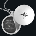 Médaillon Avec Fermoir Noir Damask Silver Satin- Anniversaire<br><div class="desc">Élégant damas floral noir et satin argenté. Anniversaire du mariage d'argent</div>