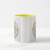 Médaillon Mandala Doré | Tasse à Café Élégante (Centre)