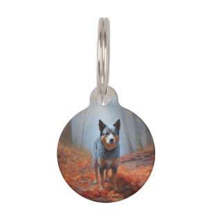 Médaillon Pour Animaux Blue Heeler dans les feuilles d'automne qui tomben