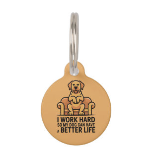 Médaillon Pour Animaux Citation drôle de chien gâté illustration canapé