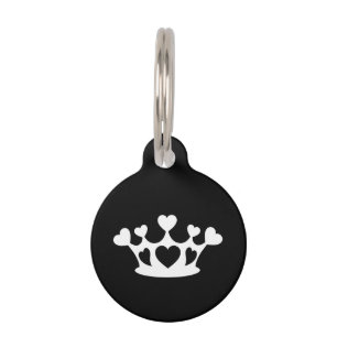 Médaillon Pour Animaux La Couronne aux coeurs contre le noir
