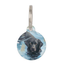 Motif de Labrador noir nageant