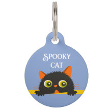 Puce d'identification ronde de chat noir effrayant