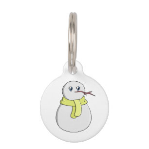 Médaillon Pour Animaux Snowman portant une écharpe jaune