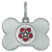 Pentagramme aux roses rouges