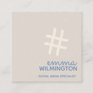 Médias sociaux lançant le carte de visite sur le