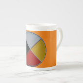 Medicine Wheel Bone China Mok (Voorkant rechts)