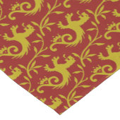 Medieval Dande-Lions op Red Table Runner Korte Tafelloper (Hoek)