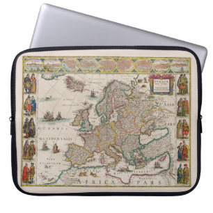 Medieval Map of Europe (door Willem Blaeu) Laptop Sleeve