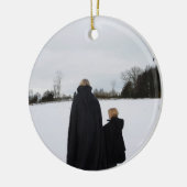 Medieval moeder en dochter keramisch ornament (Links)