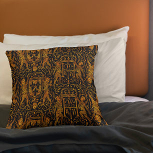 Medieval Tapestry Red Gold en Black Kussen