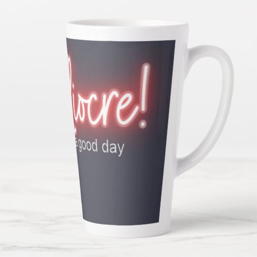 Médiocre ! Tasse à latte de 17oz. (Droite)