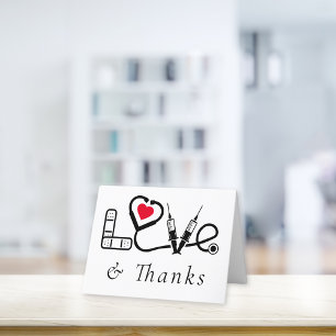 Medische zorgmedewerker en liefde bedankkaart