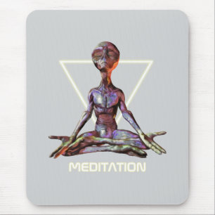 Meditatie. Alien in rustige houding Muismat