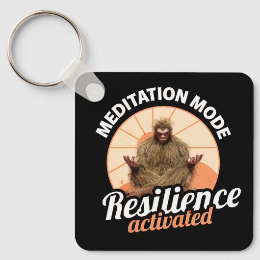 Meditatie Modus Bigfoot Weerbaarheid Geactiveerd Sleutelhanger (Voorkant)