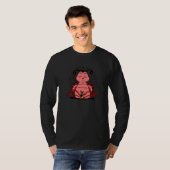 Meditating Ladybug doing yoga for meditation and m T-shirt (Voorkant volledig)