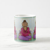 Méditer du Bouddha avec des fleurs sur une Mug (Centre)