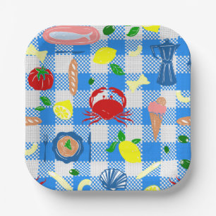 mediterrane picknick aan zee met zeevruchten krab papieren bordje