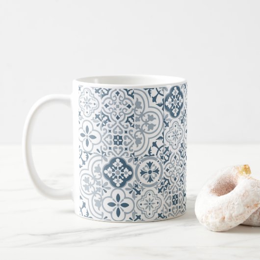 Mediterranean Moroccan Tile pattern Koffiemok (Met donut)