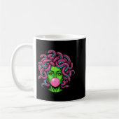 Medusa Blowing Bubblegum P Art Mythology Design  Koffiemok (Links)