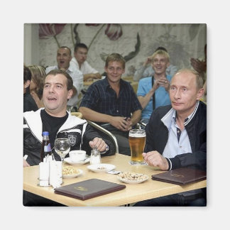 Medvedev en Poetin Partij Magneet