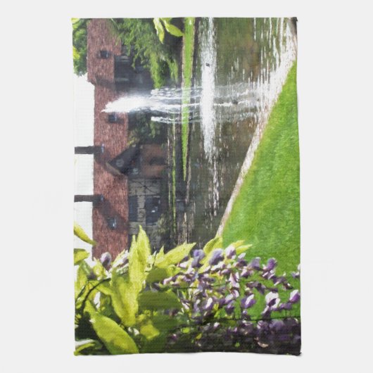 Meer en fontein bij RHS Wisley Theedoek (Verticaal)